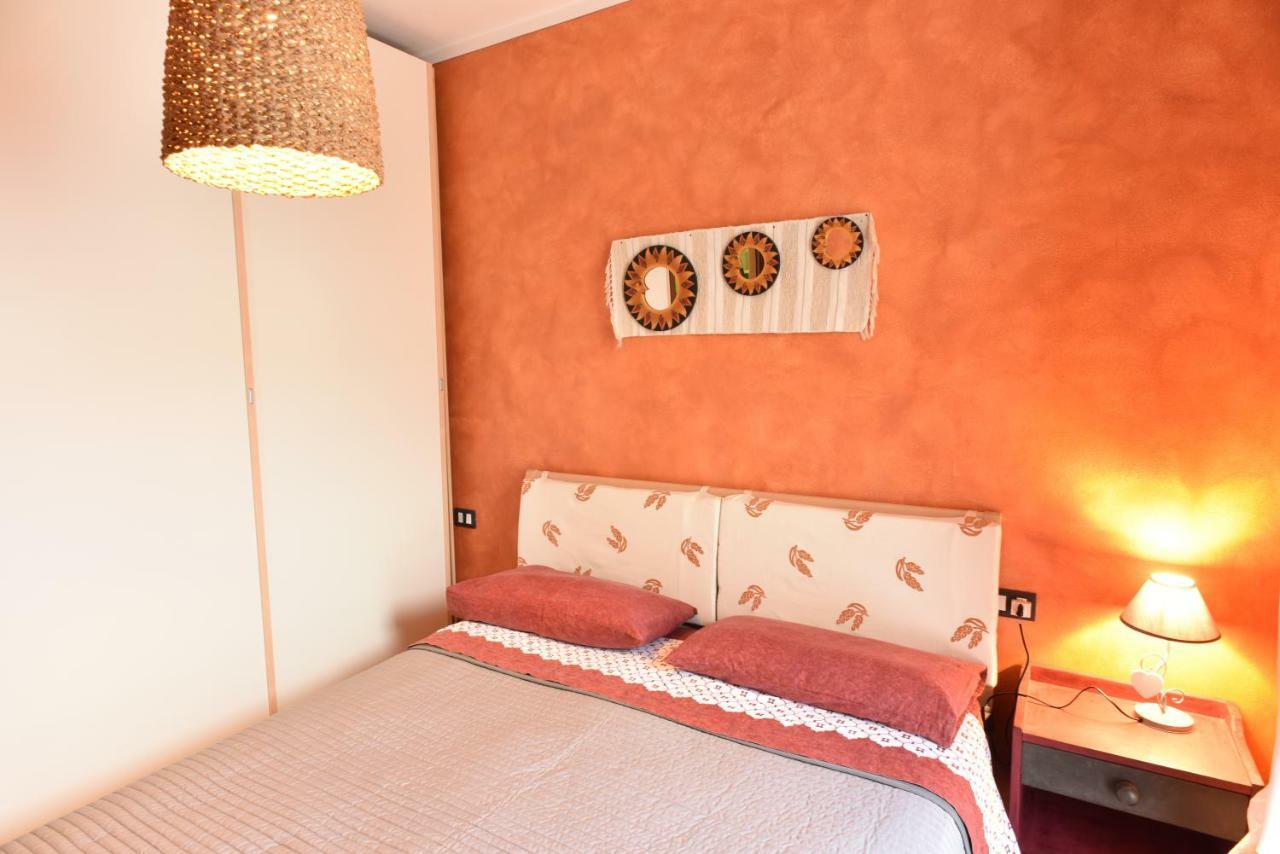 Holiday Apartment Albachiara Tavernola Bergamasca Eksteriør billede